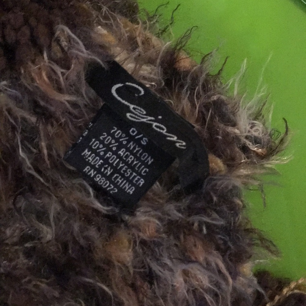 Scarf - Picture 2 of 4